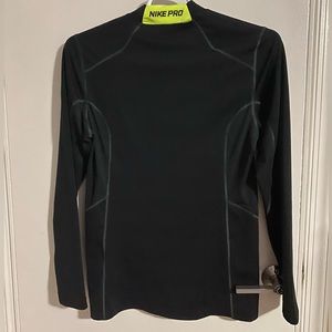 Nike Hyperwarm pro Shirt